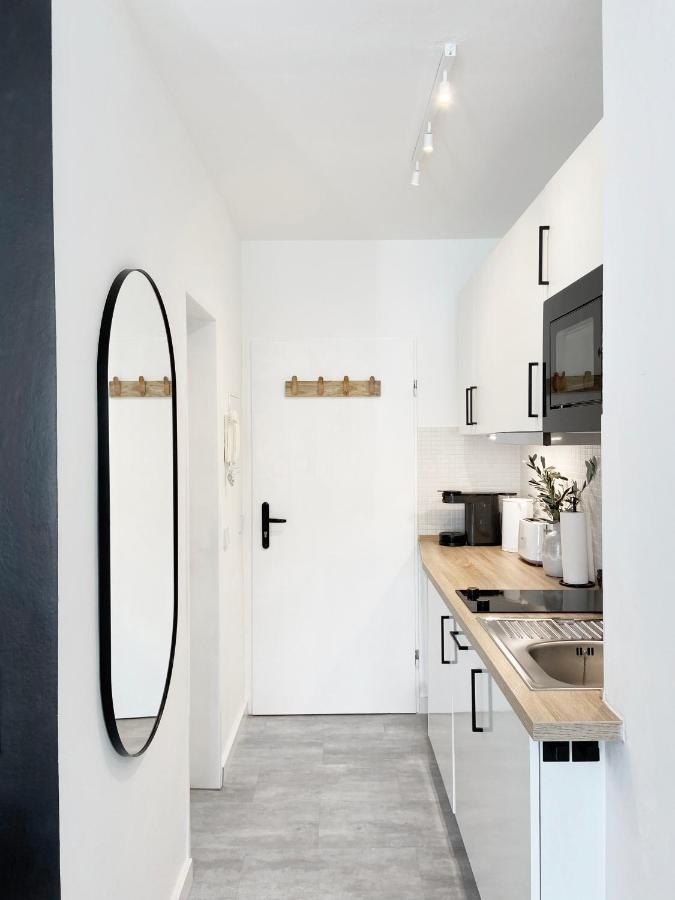 Seaside Rooms - Zentrales Design-Apartment Mit Balkon & Parkplatz - 2 Minuten Zum Strand Timmendorfer Strand Eksteriør bilde